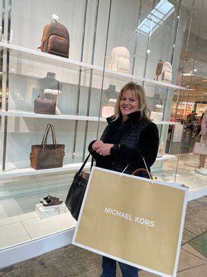 michael kors ontario ca.